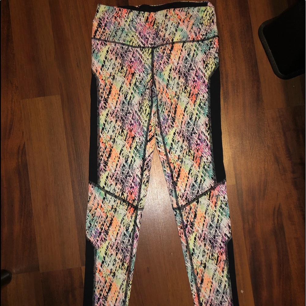 Victoria’s Secret sport leggings